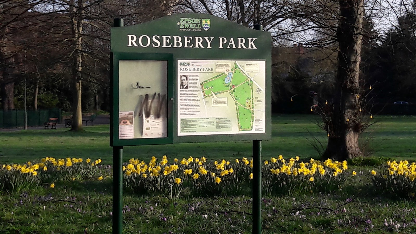 https://whatremovals.co.uk/wp-content/uploads/2022/02/Rosebery Park-300x169.jpeg